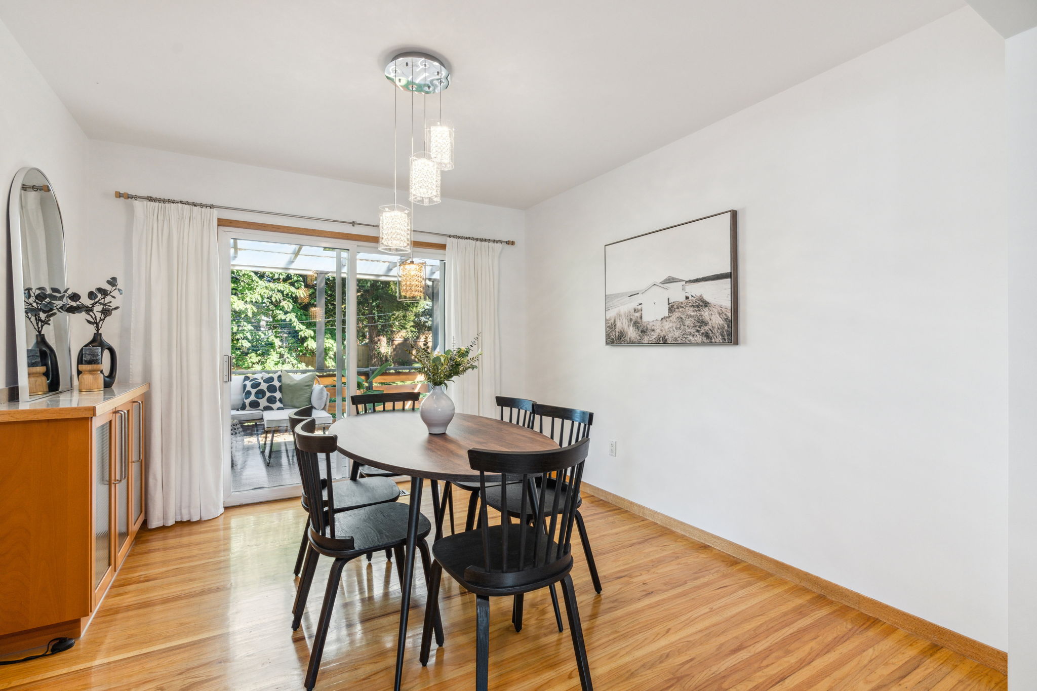 961 CORONA CRESCENT 7