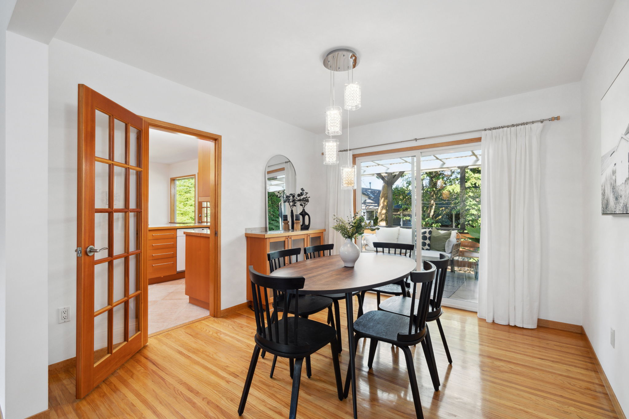 961 CORONA CRESCENT 9