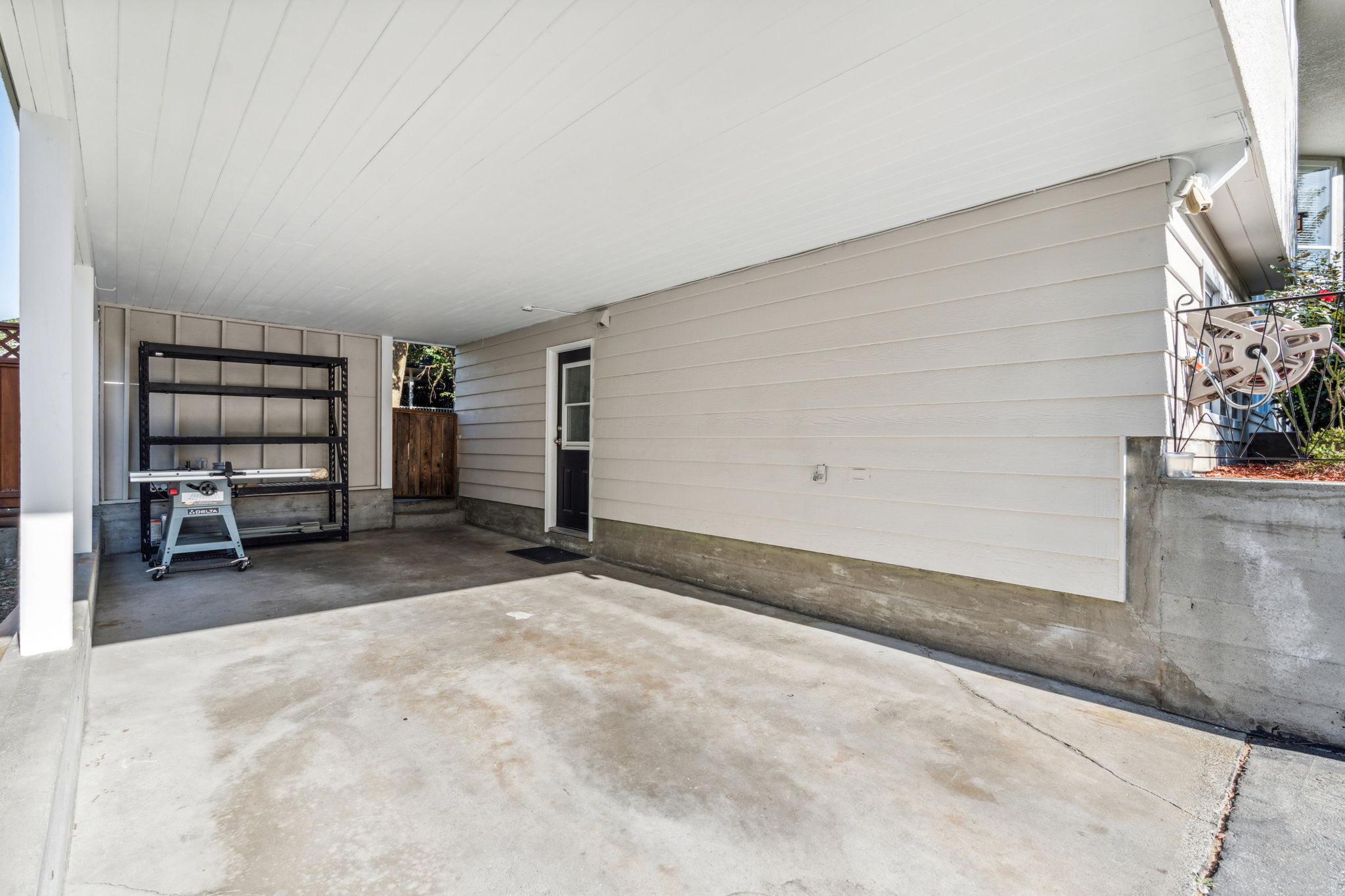 961 CORONA CRESCENT 39