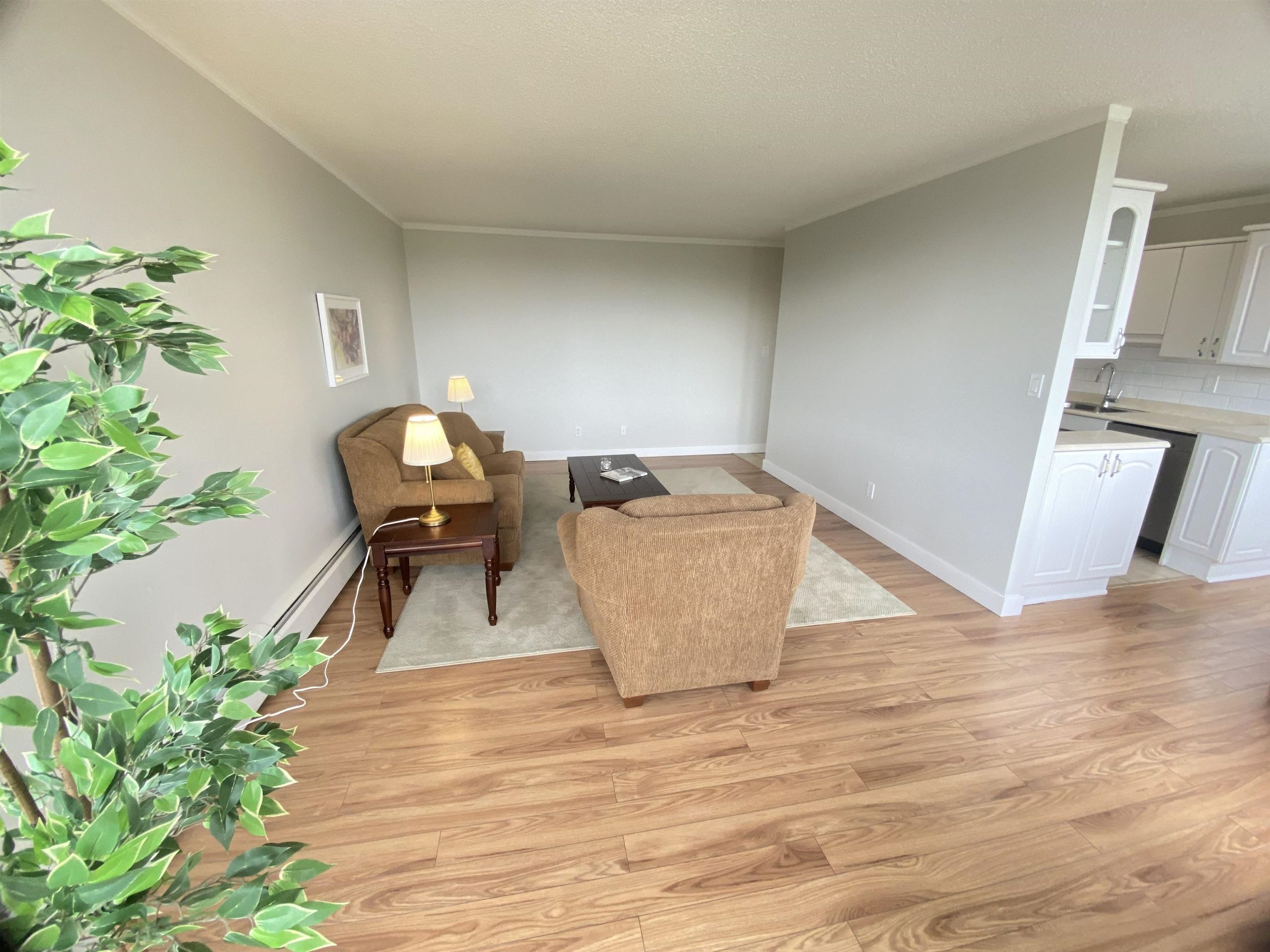 504 740 Hamilton St, New Westminster 23