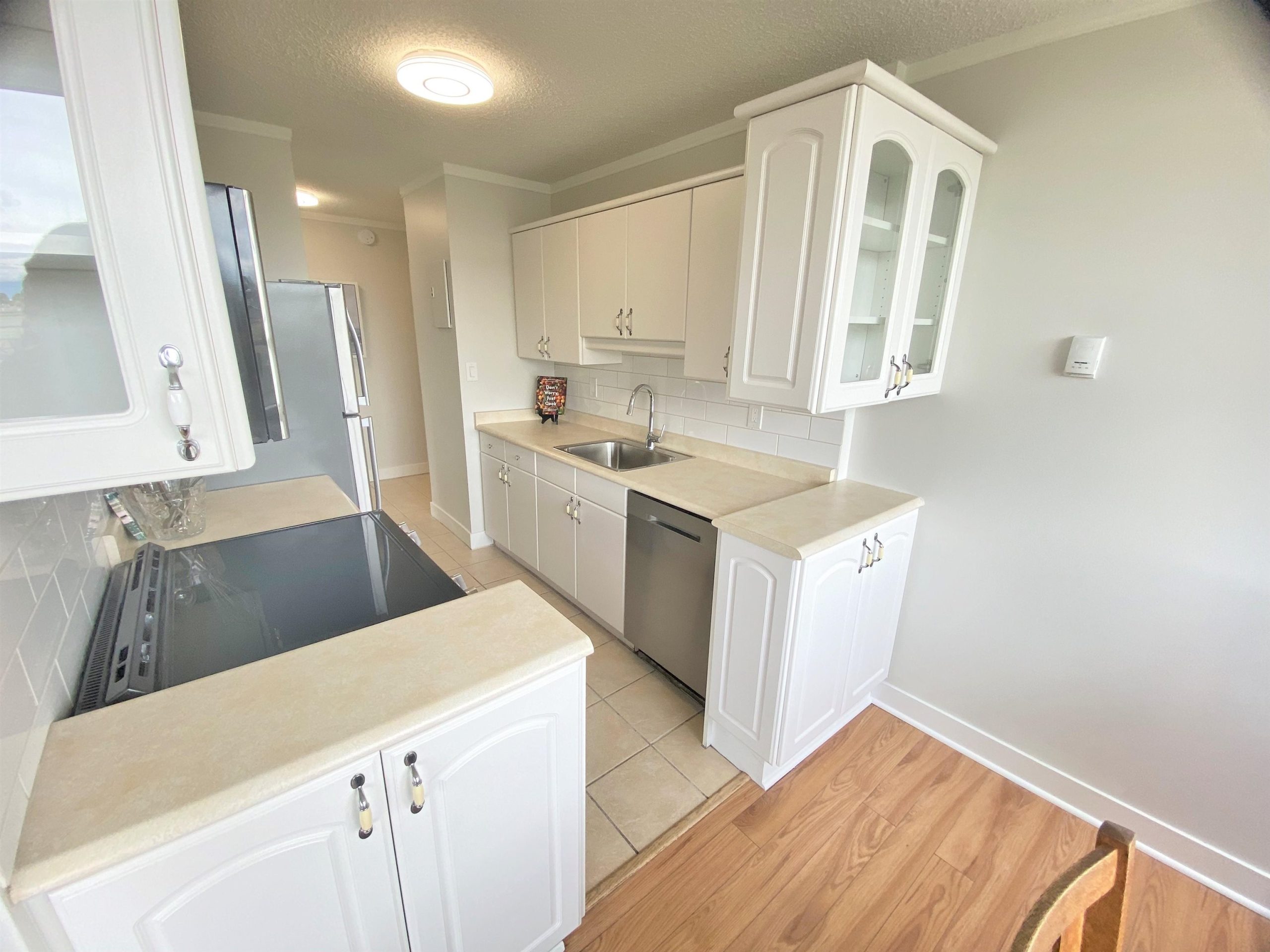 504 740 Hamilton St, New Westminster 6