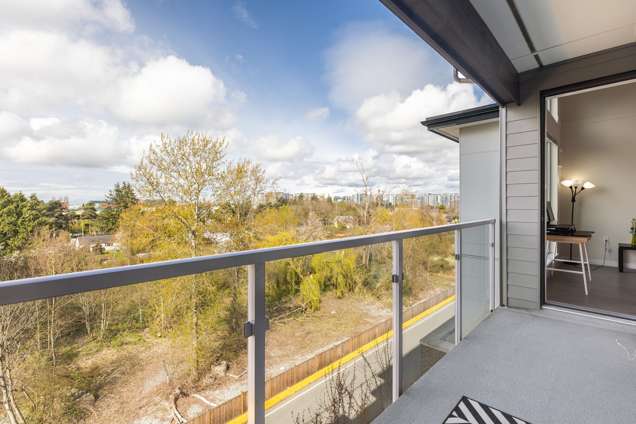 511 9213 ODLIN ROAD 23