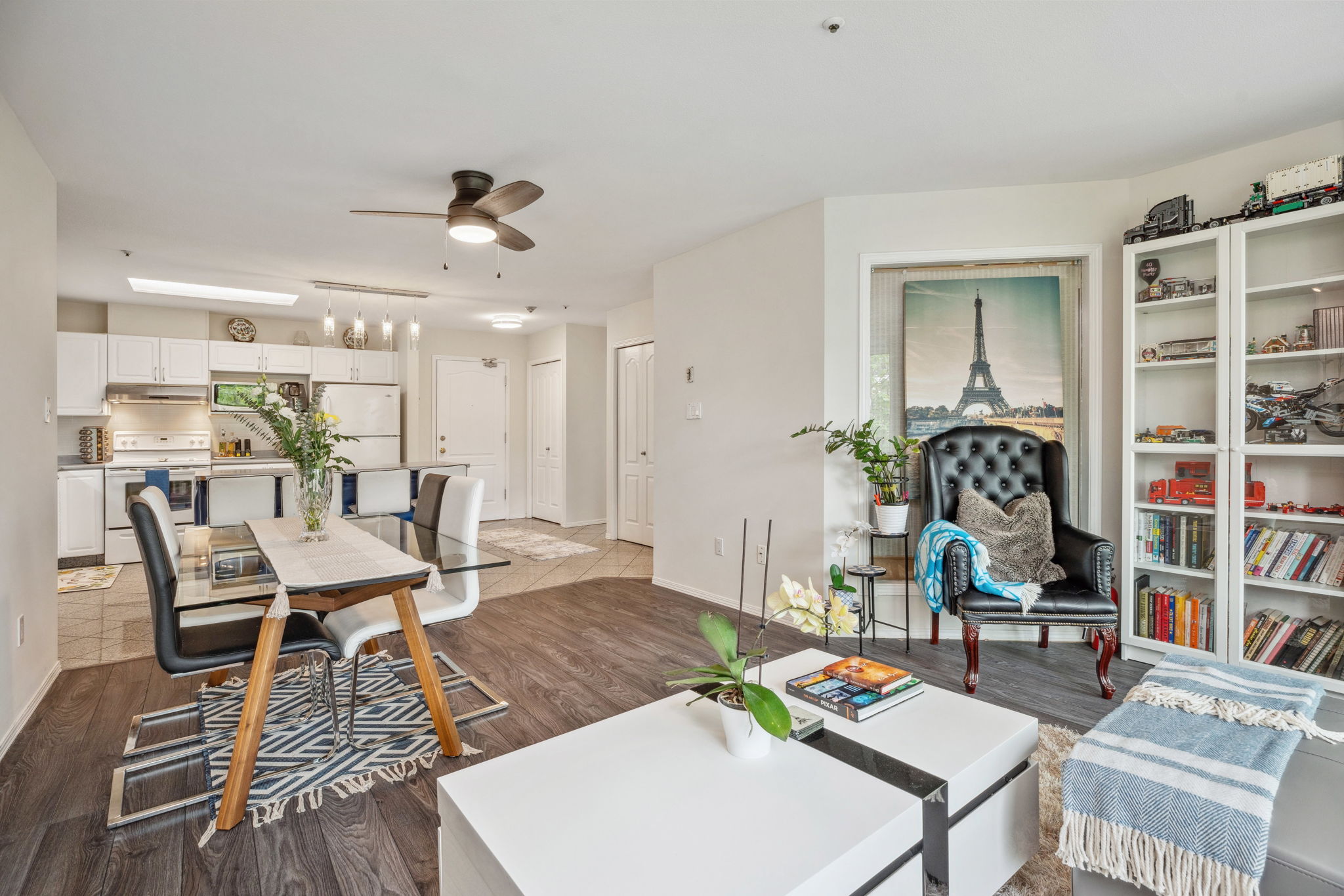 312 2968 BURLINGTON DRIVE 11