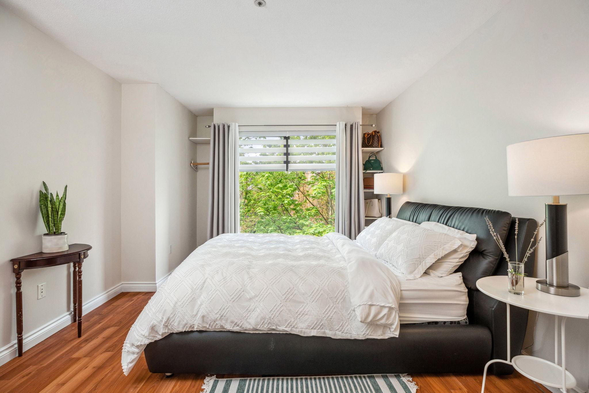 312 2968 BURLINGTON DRIVE 24