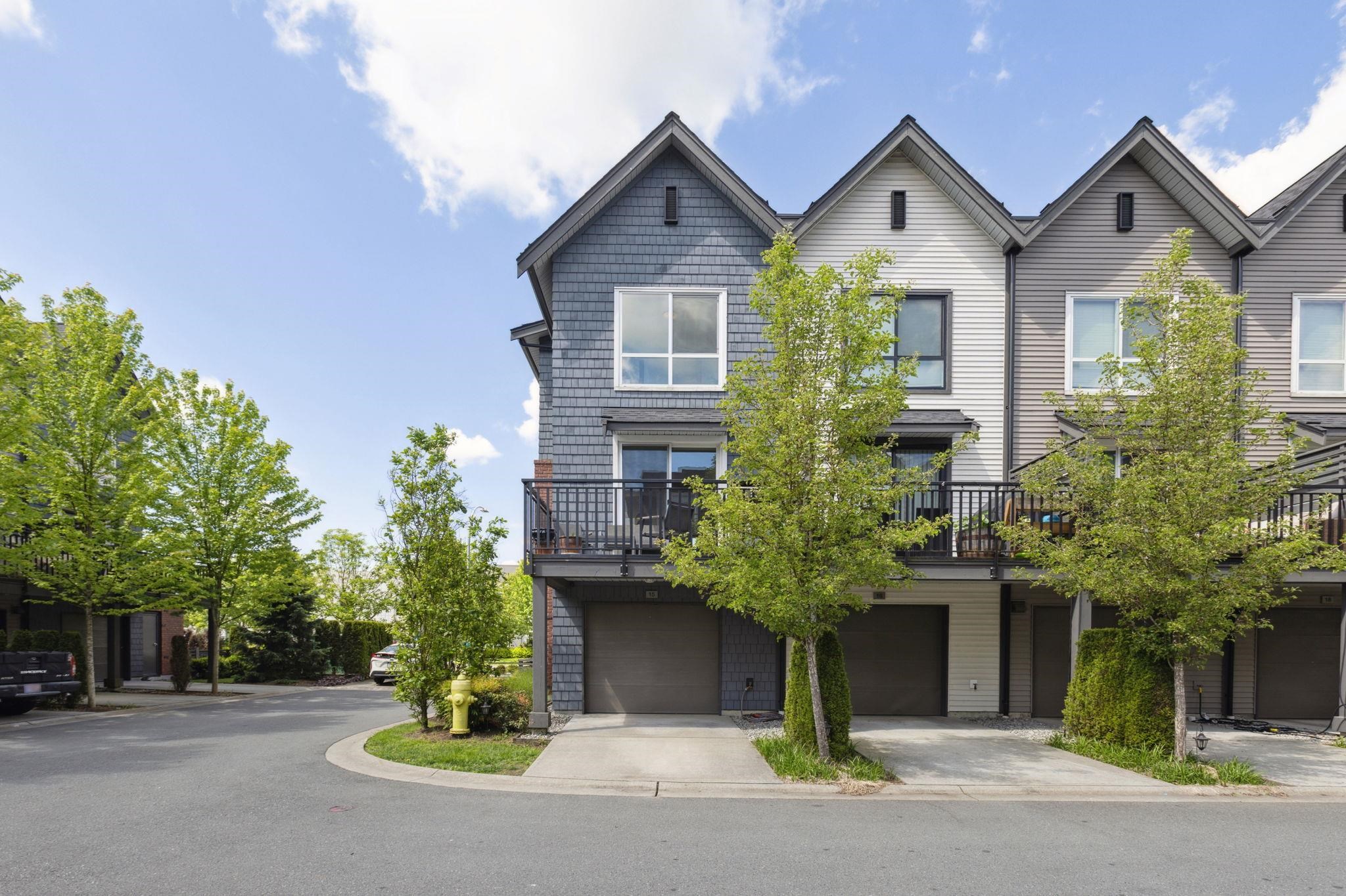 15 2371 RANGER LANE 32