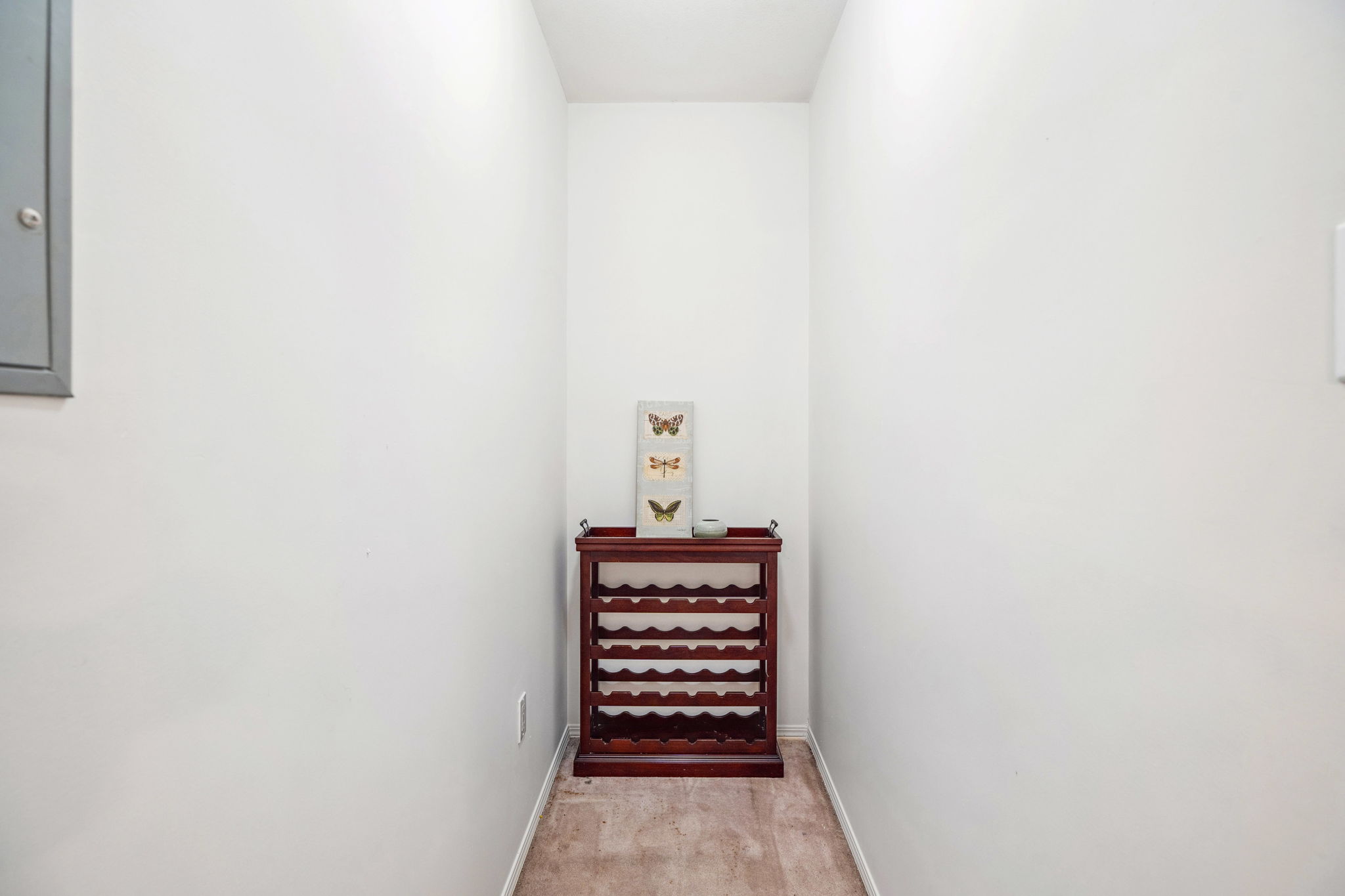 312 2968 BURLINGTON DRIVE 33