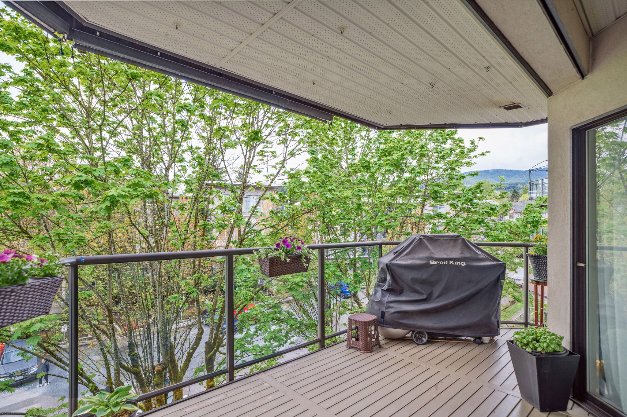 312 2968 BURLINGTON DRIVE 36