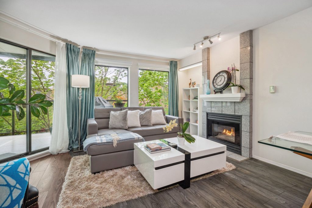 312 2968 BURLINGTON DRIVE