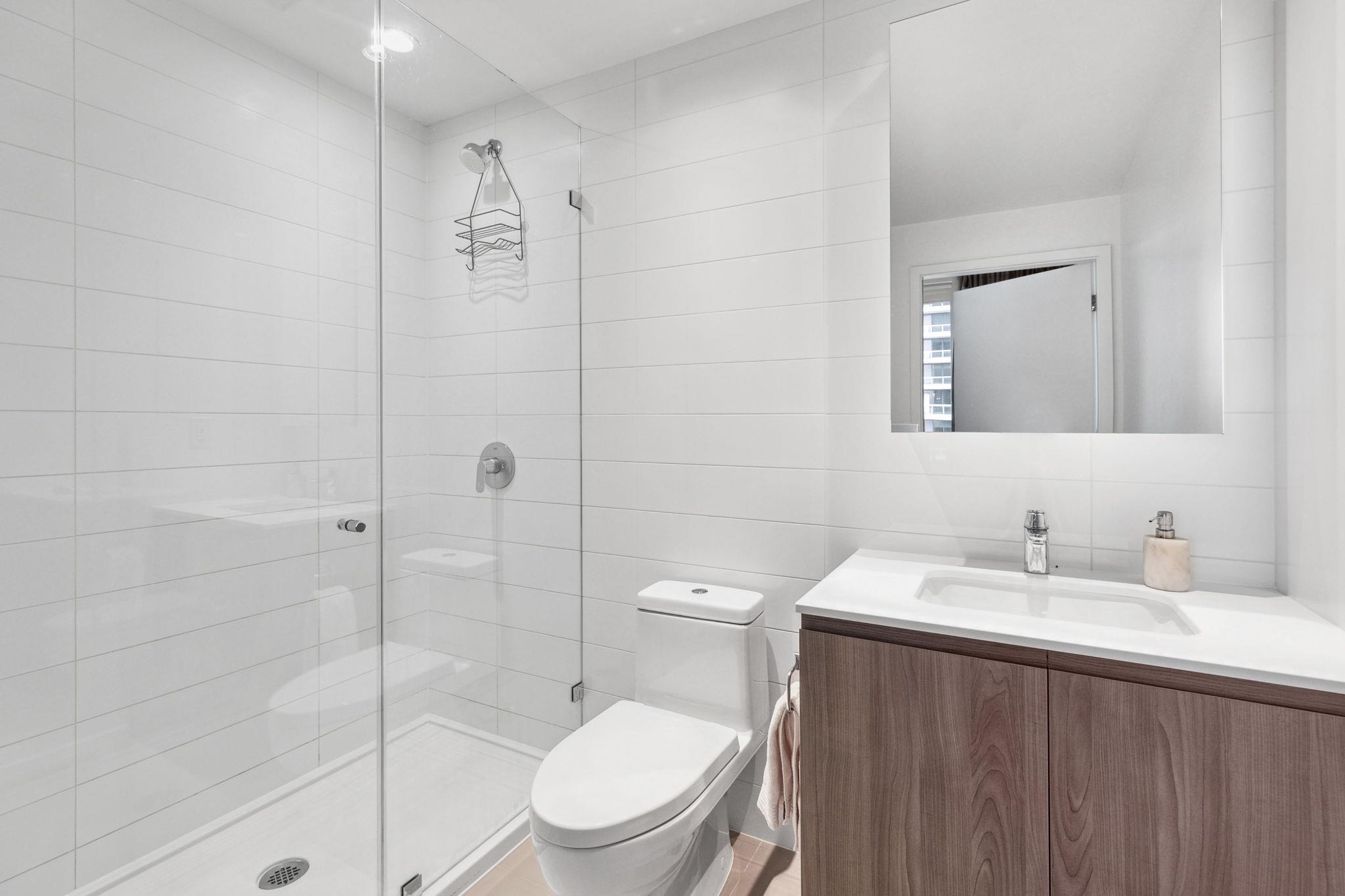 1206 4650 BRENTWOOD BOULEVARD 20