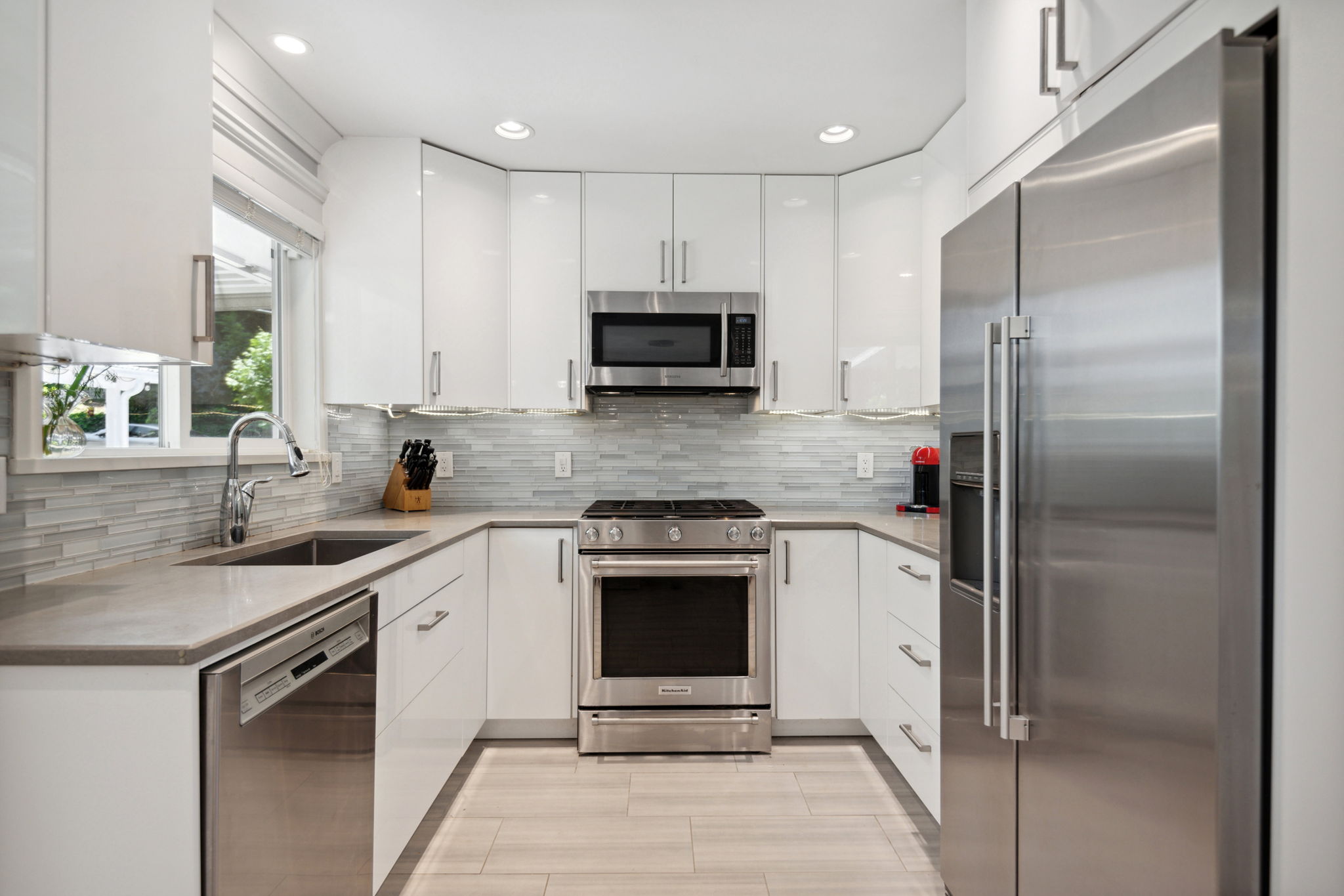 923 THERMAL DRIVE, COQUITLAM 13