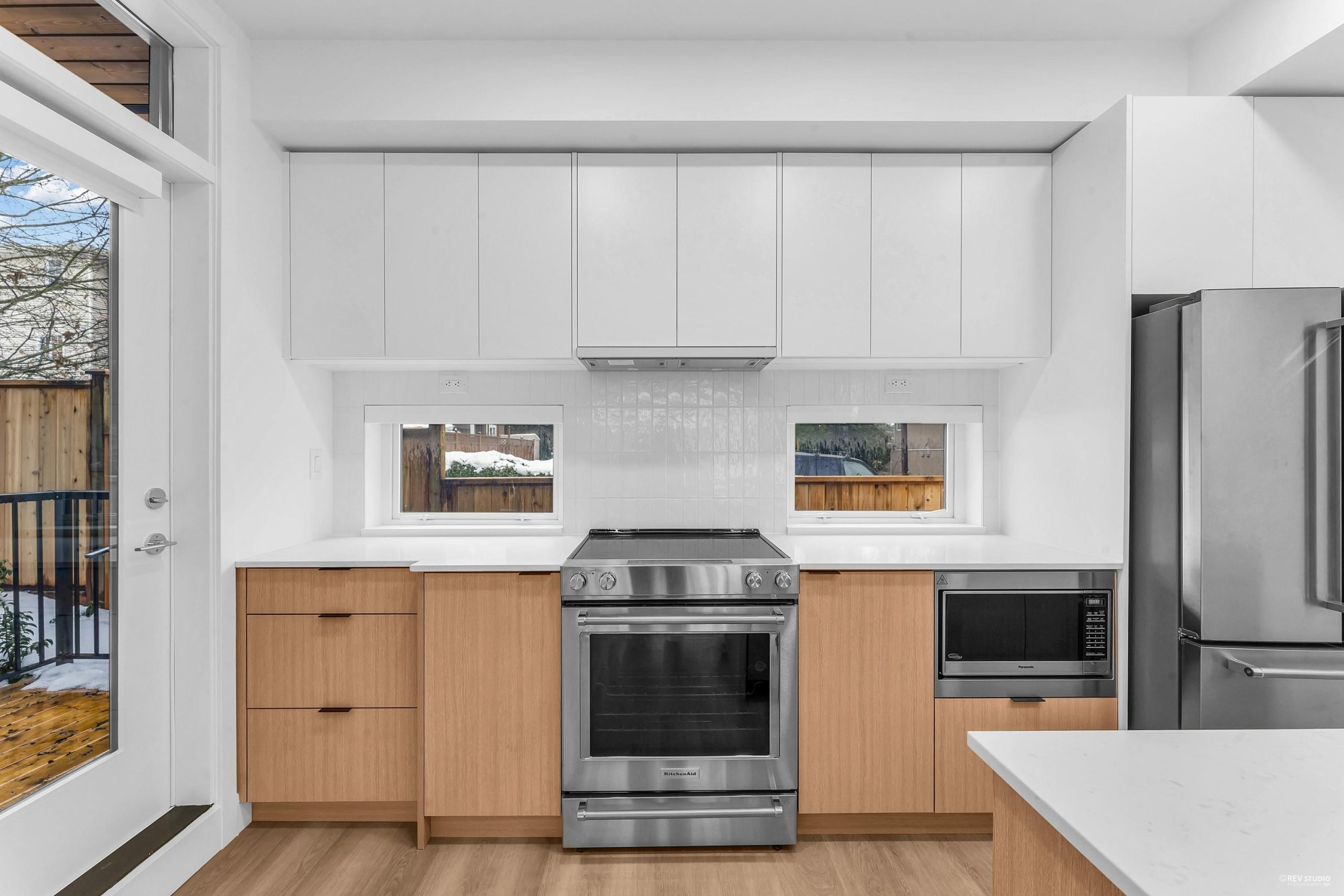 122 1306 LAVAL SQUARE 6