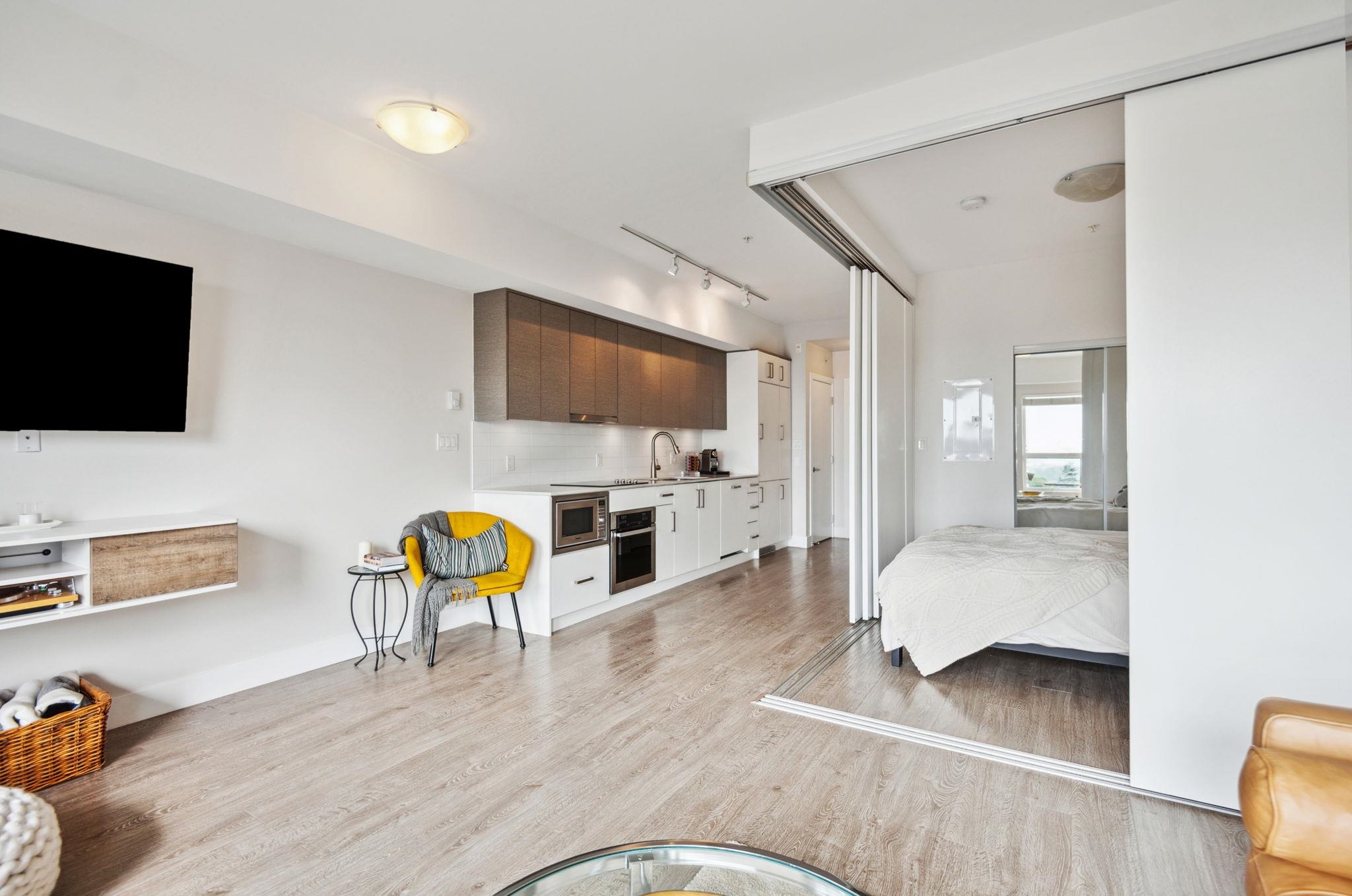 407 809 FOURTH AVENUE, NEW WESTMINSTER 7