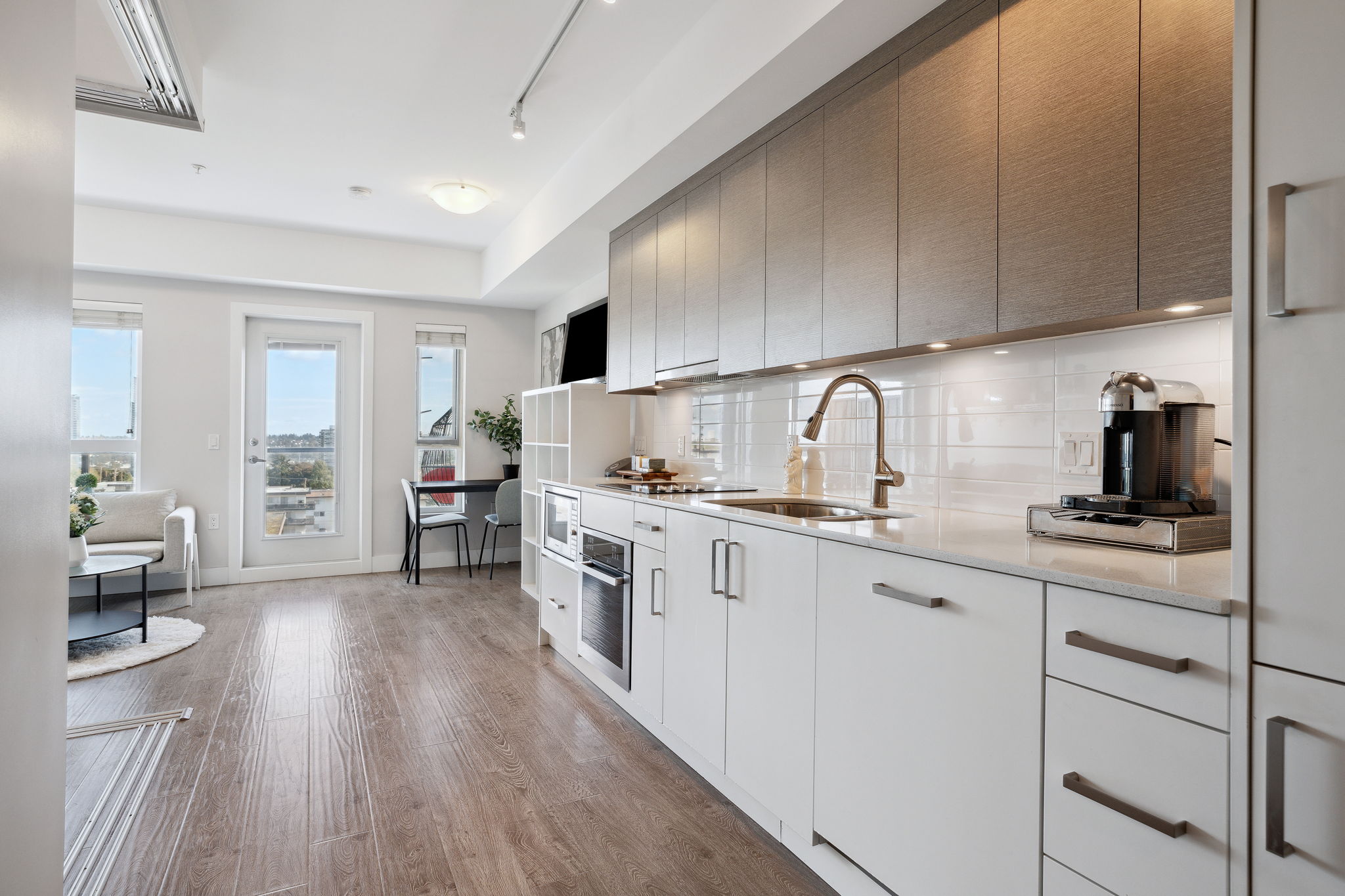 511 809 FOURTH AVENUE, NEW WESTMINSTER 6