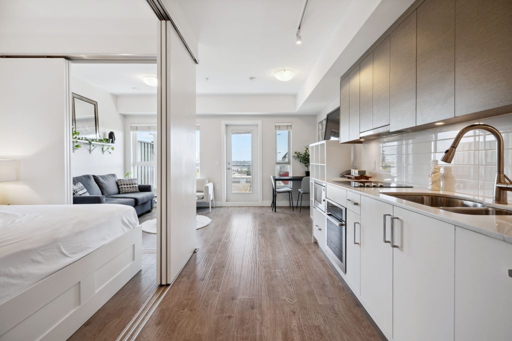 511 809 FOURTH AVENUE, NEW WESTMINSTER