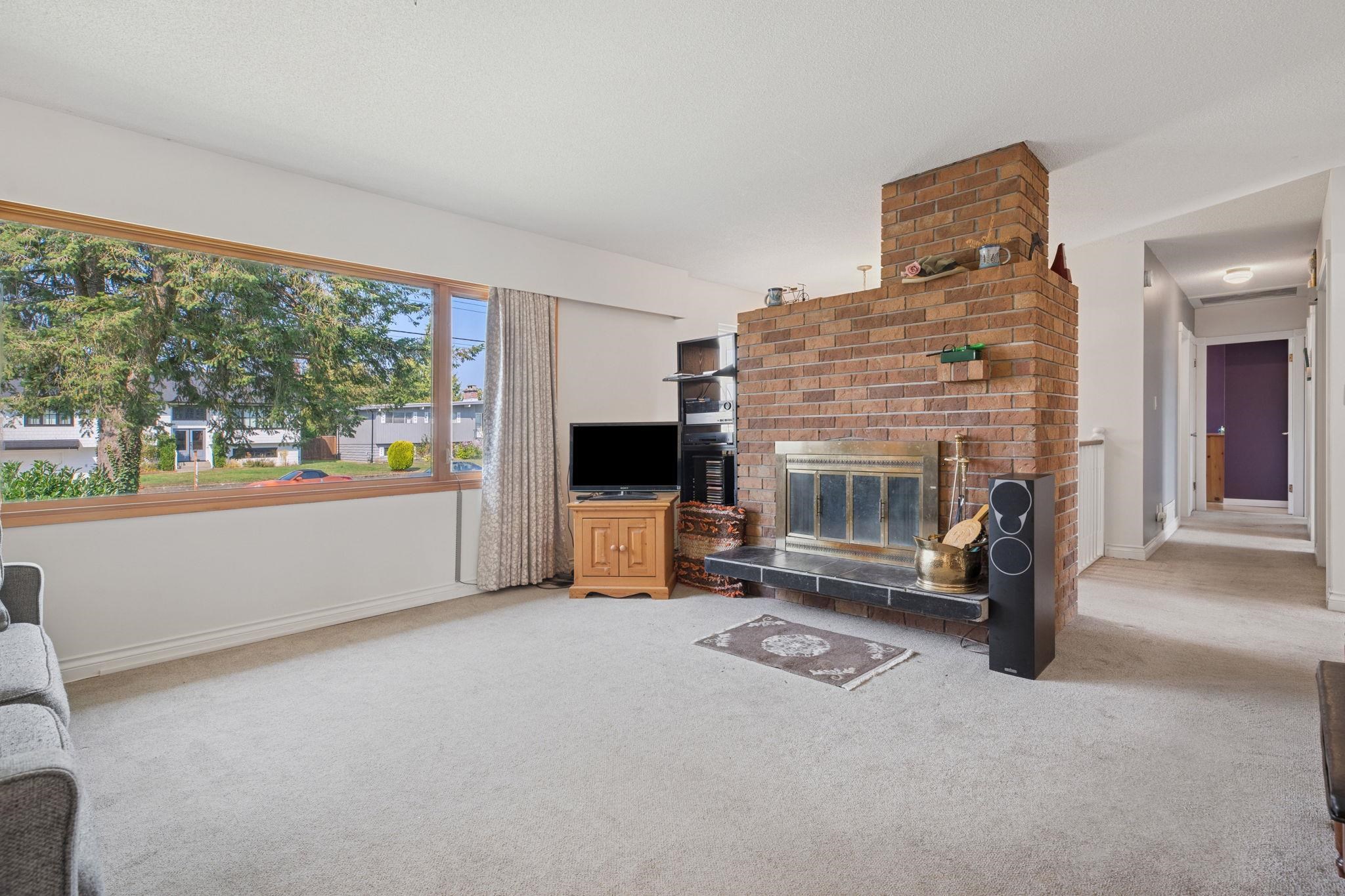 1610 SMITH AVENUE 13