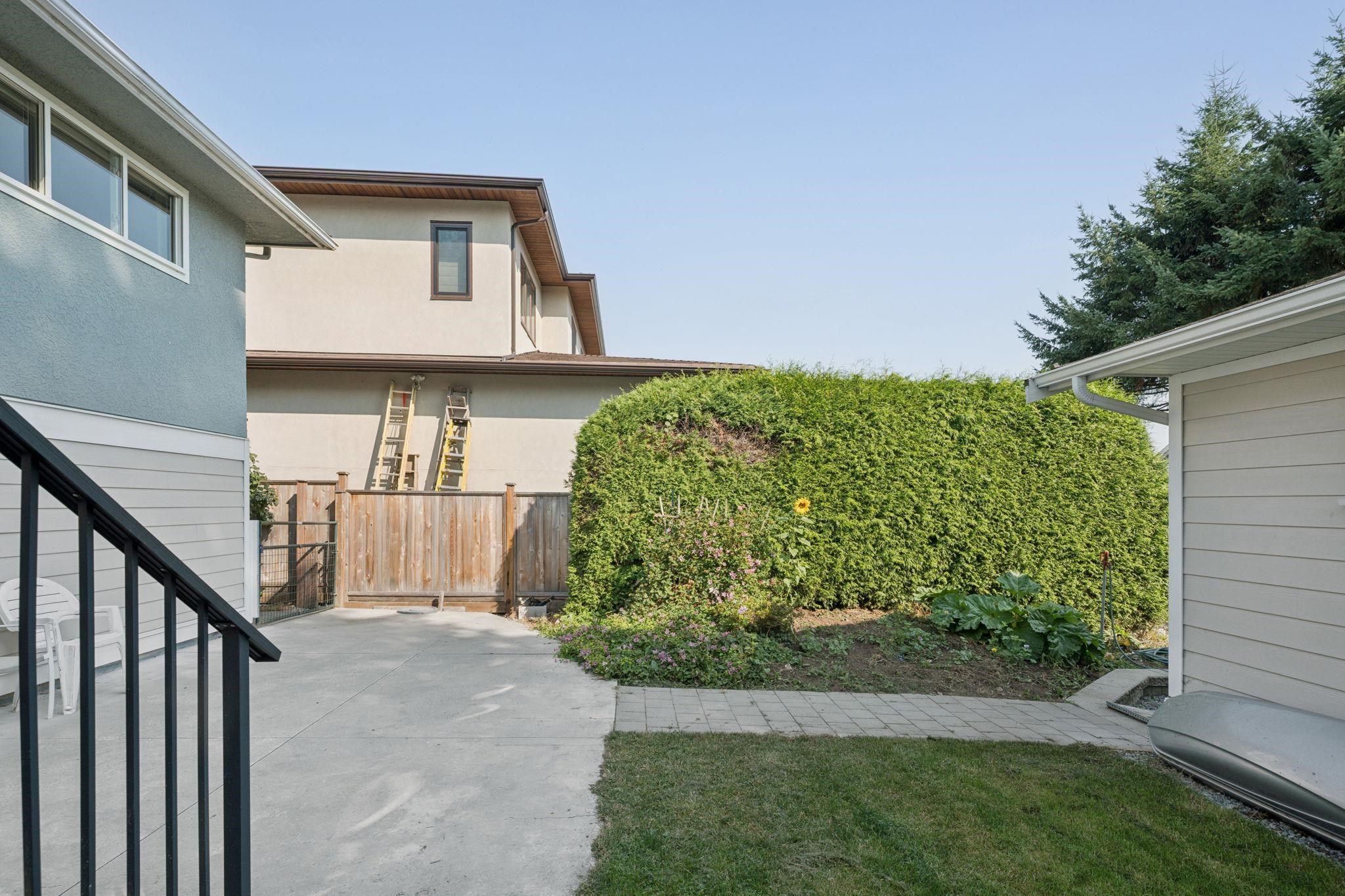 1610 SMITH AVENUE 33
