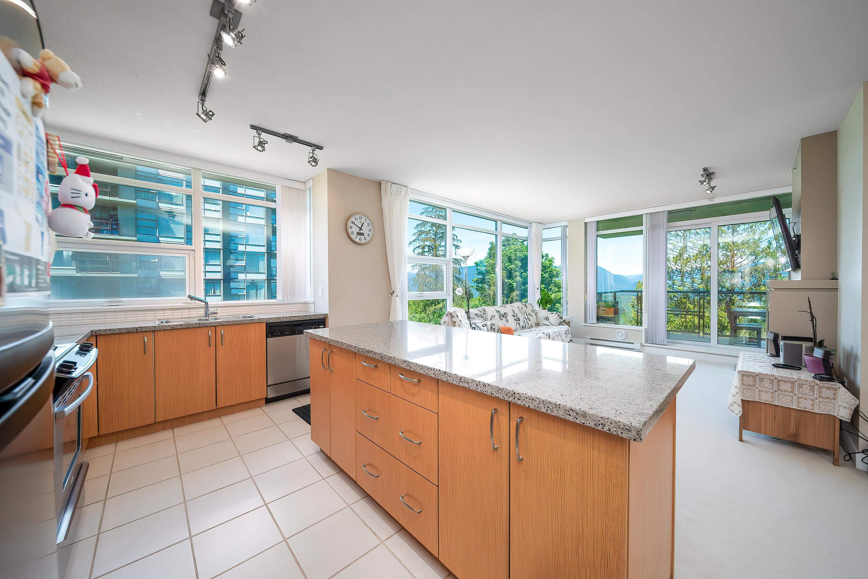 701 9222 UNIVERSITY CRESCENT 14