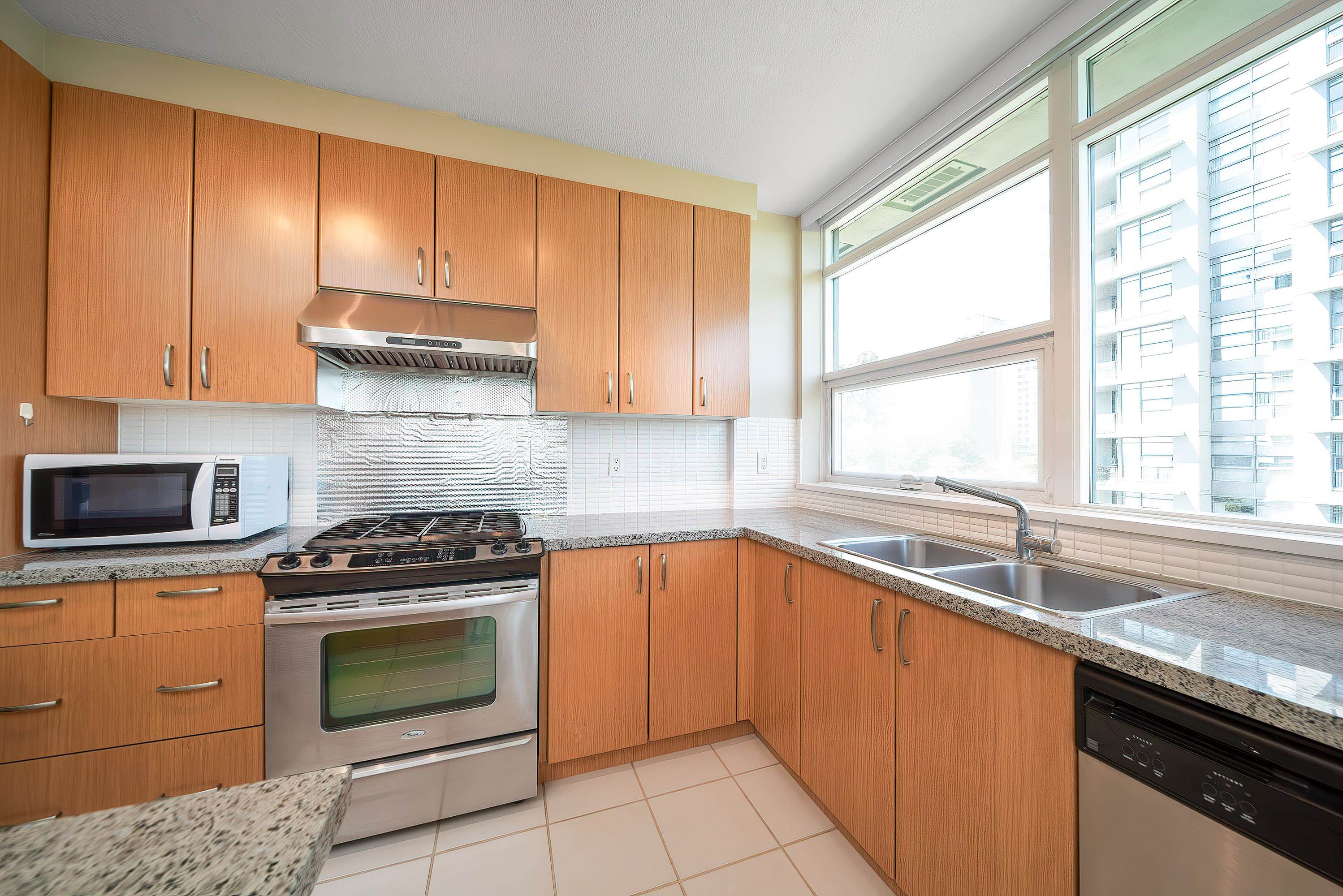 701 9222 UNIVERSITY CRESCENT 15