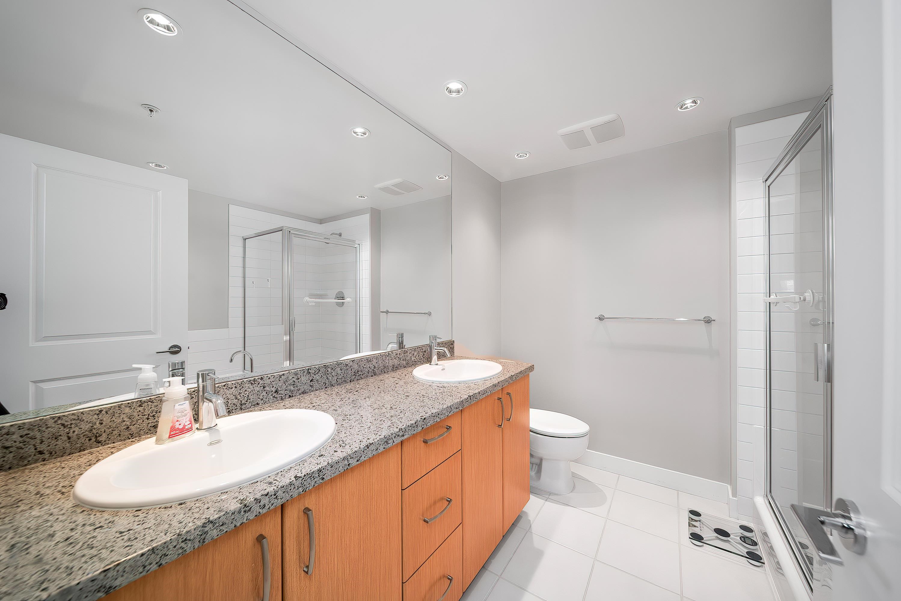 701 9222 UNIVERSITY CRESCENT 21