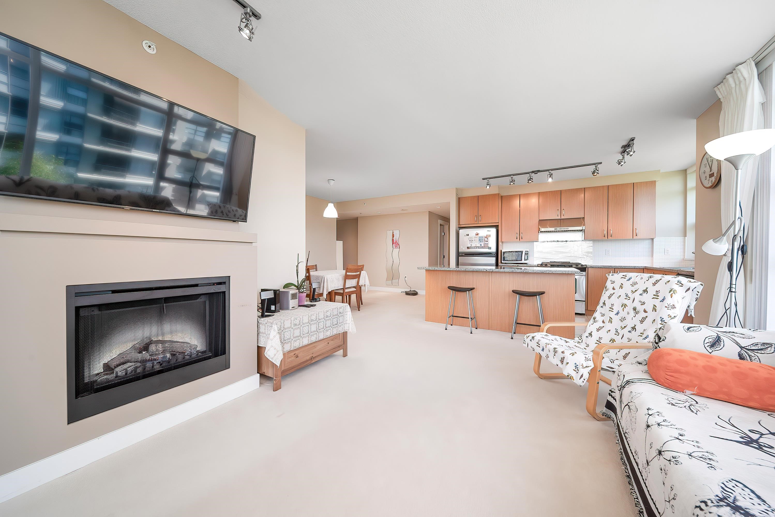 701 9222 UNIVERSITY CRESCENT 5