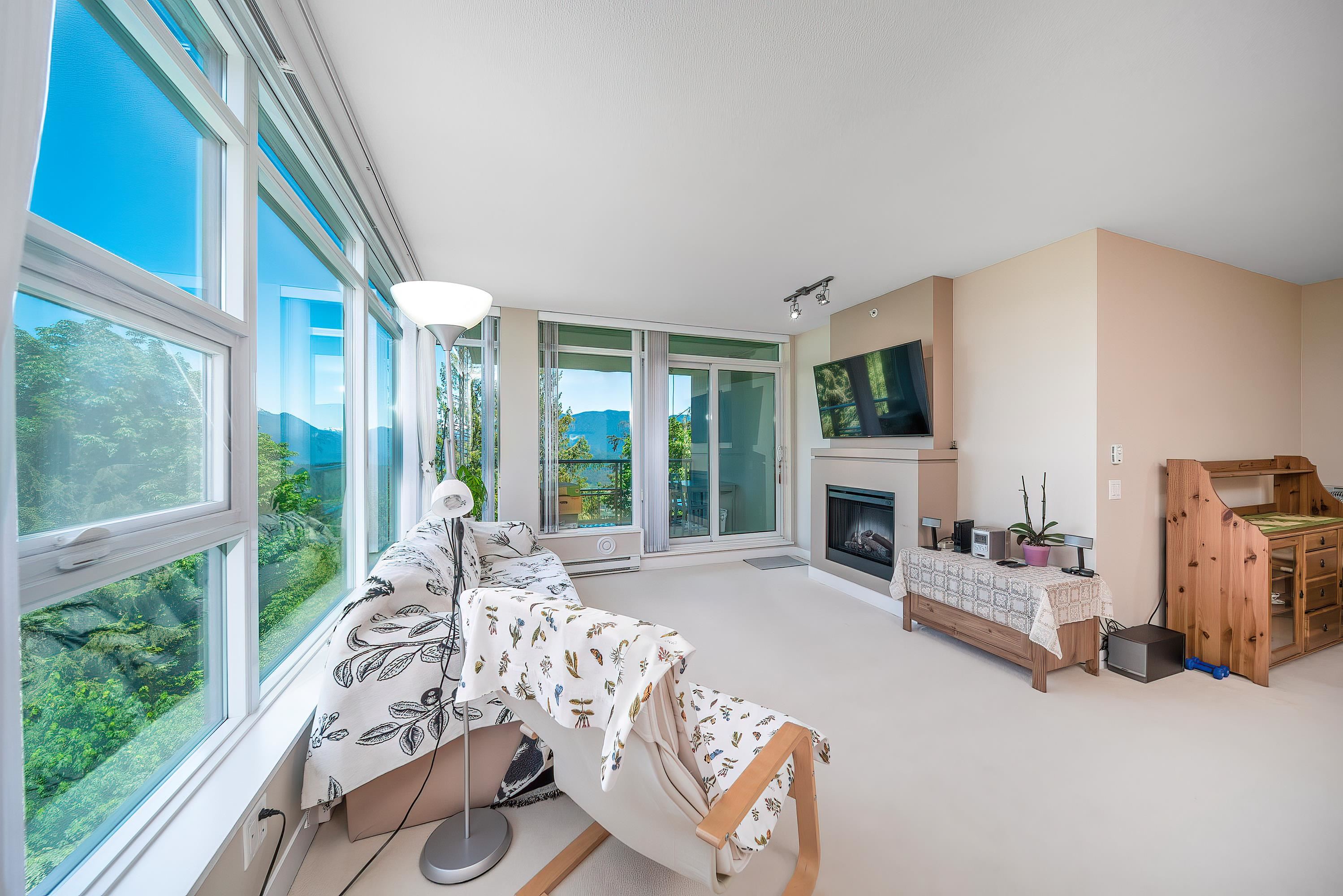701 9222 UNIVERSITY CRESCENT 6
