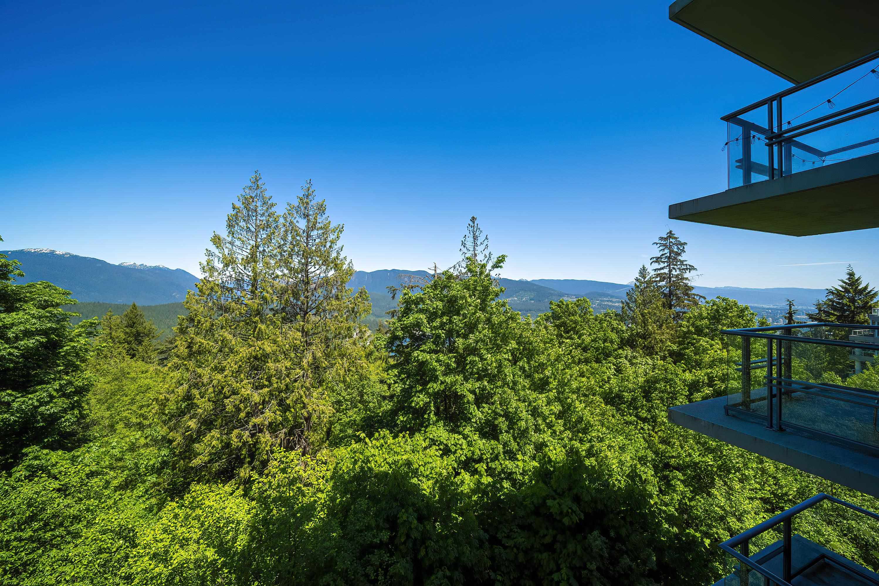 701 9222 UNIVERSITY CRESCENT 33