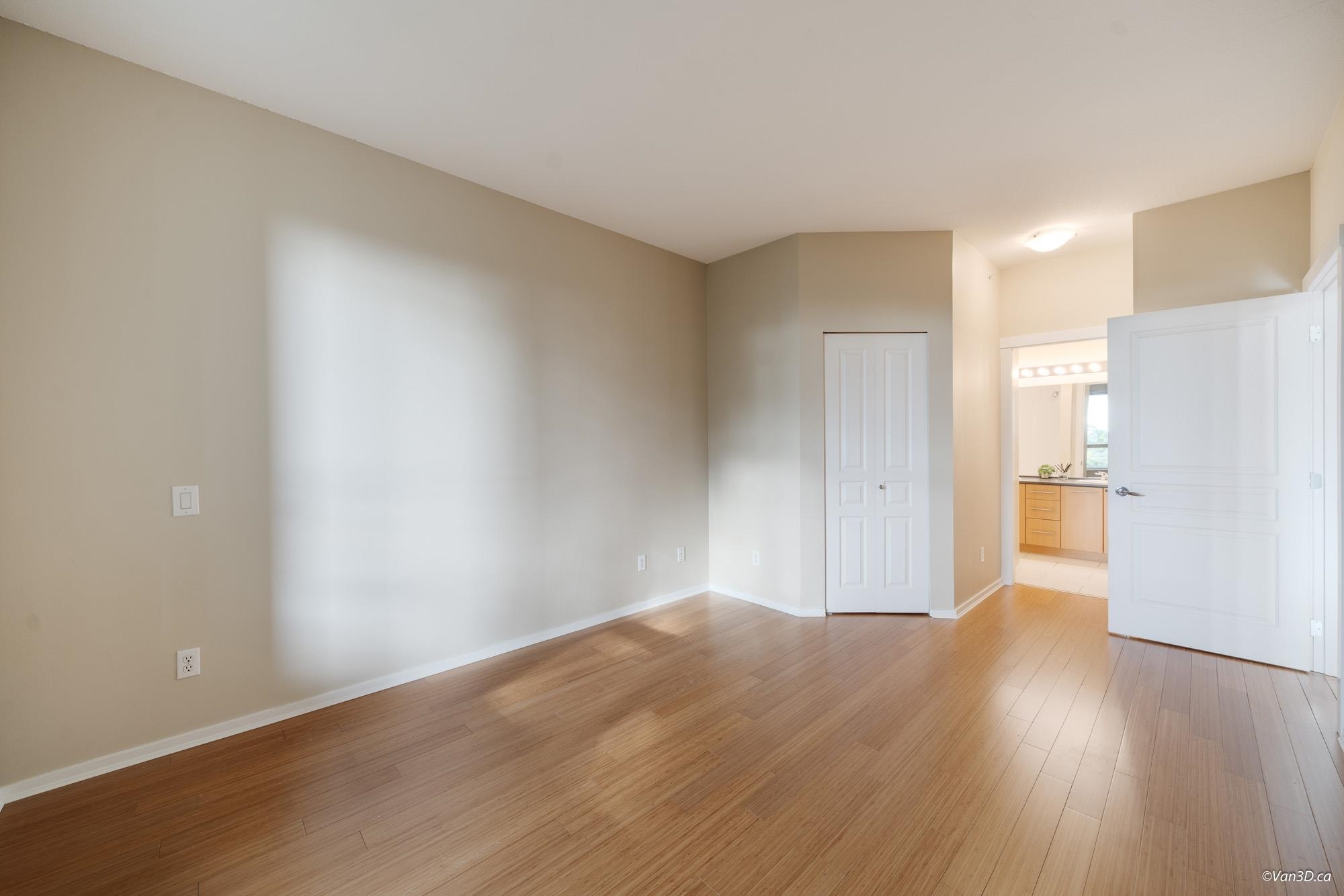 505 9339 UNIVERSITY CRESCENT 18