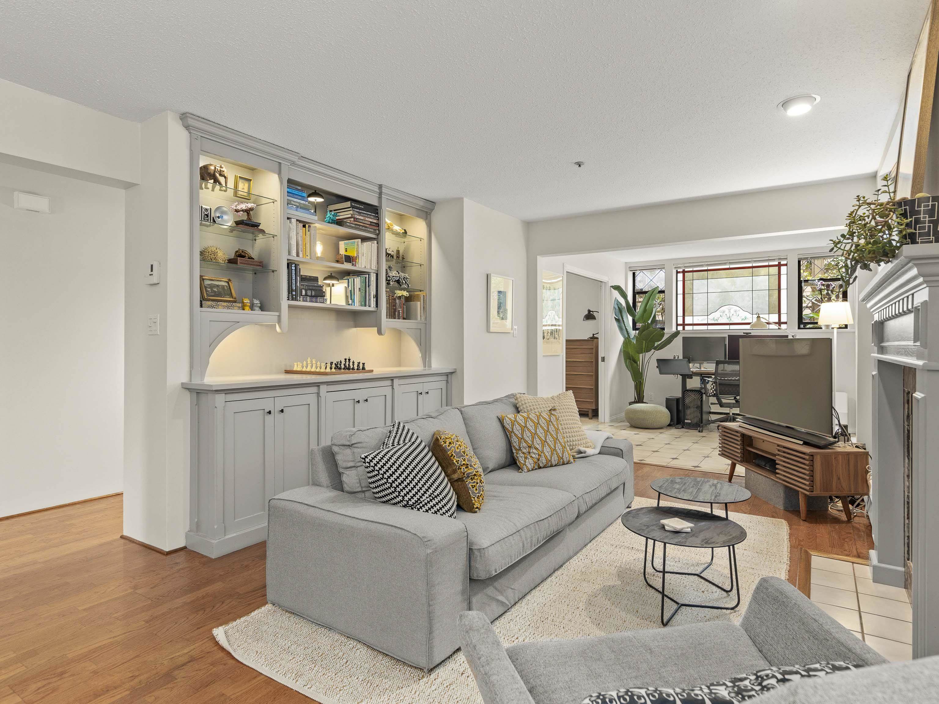 232 W 14TH AVENUE 13