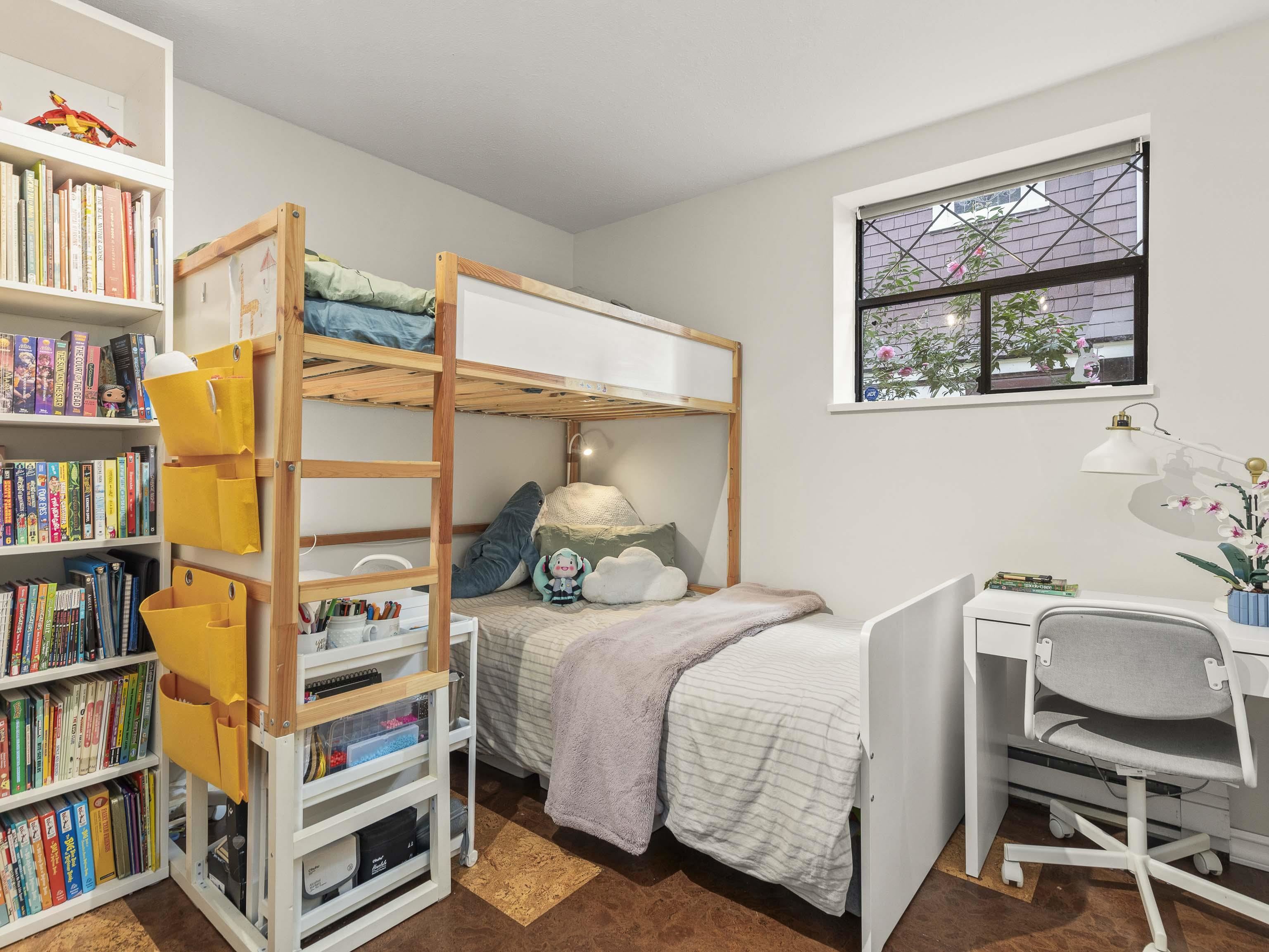232 W 14TH AVENUE 30