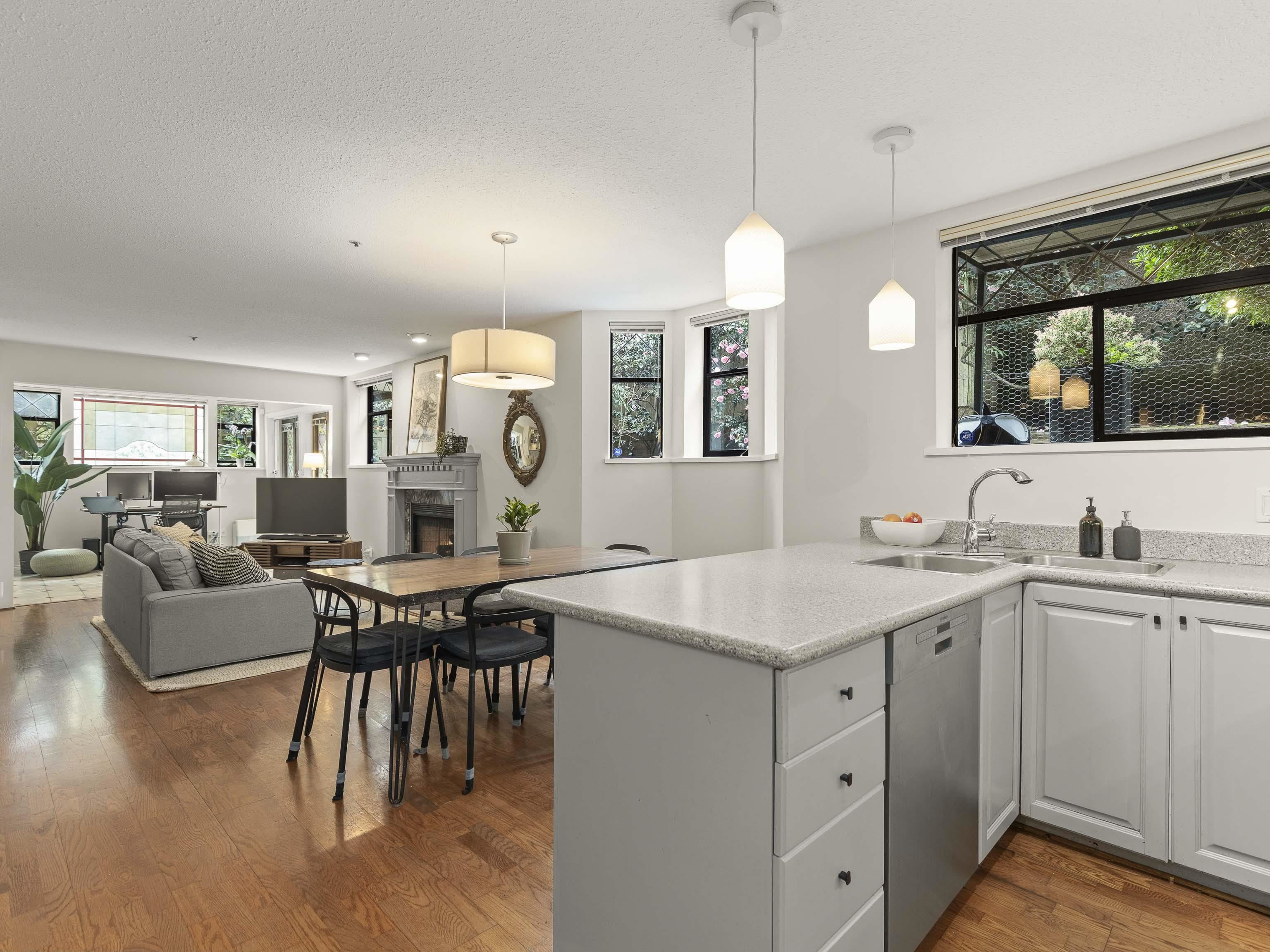 232 W 14TH AVENUE 28